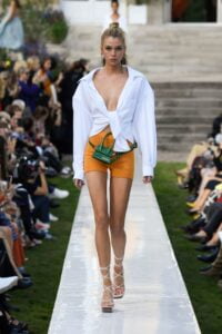 Lily-Rose Depp give rise to short trends among fashion lovers this spring 2024