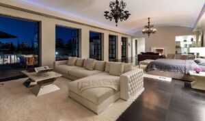 Jennifer-Lopez-and-Ben-Affleck-House-interior-image-bedroom
