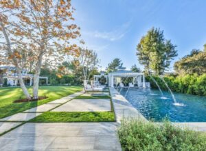 Jennifer Lopez and Ben Affleck House pool image